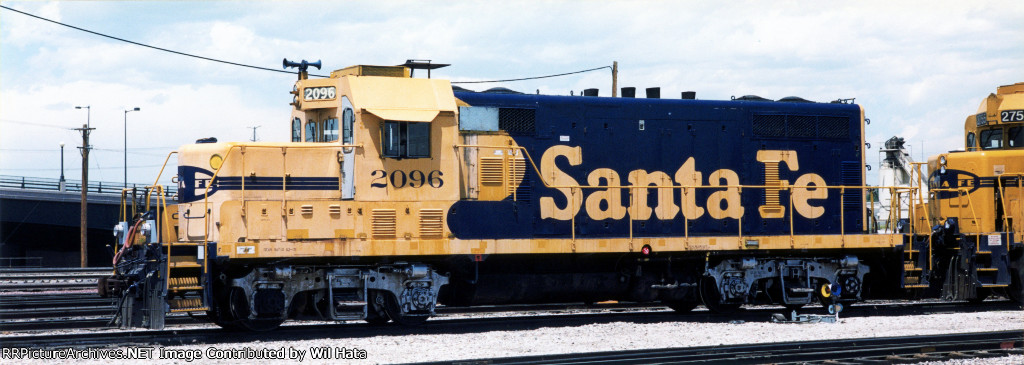 Santa Fe GP7u 2096